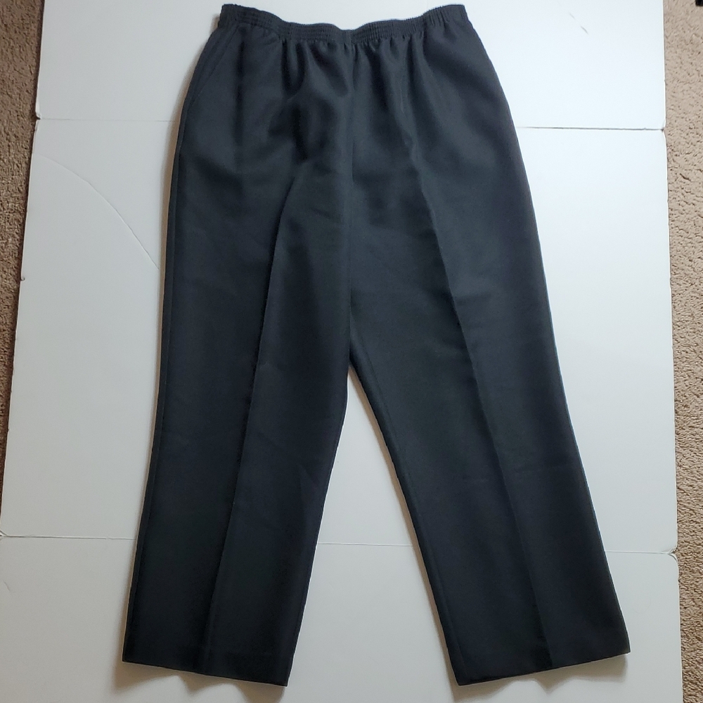 Alfred Dunner Elastic Waistband Black Pants
